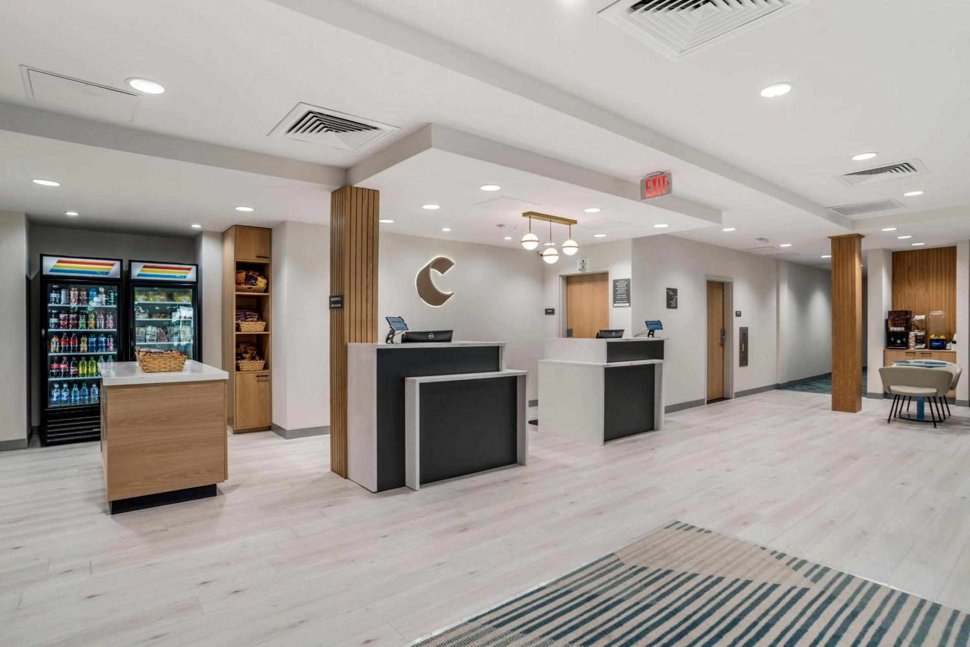 Comfort Inn & Suites Panama City Beach - Pier Park Area Exterior foto